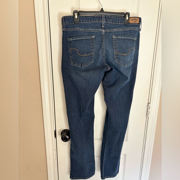 Levi's Modern Straight Leg Jeans in Deep Indigo size 16 Women’s - Picture 2 of 4